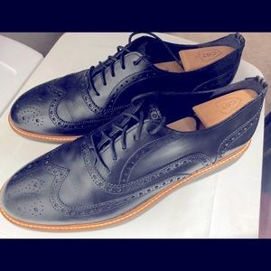 Cole Haan Grand.360 mens Oxford style dress shoe
